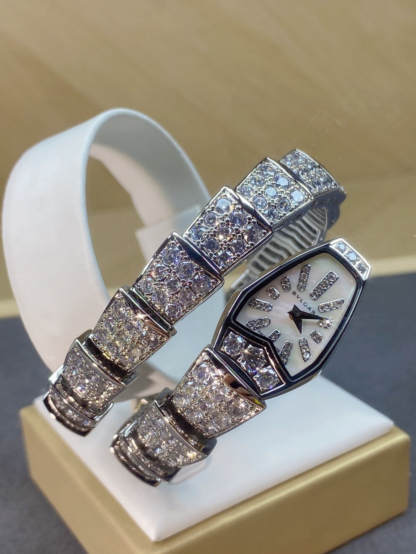 SERPENTI JEWELRY ALL WHITE GOLD WITH DIAMOND WHITE DIAL