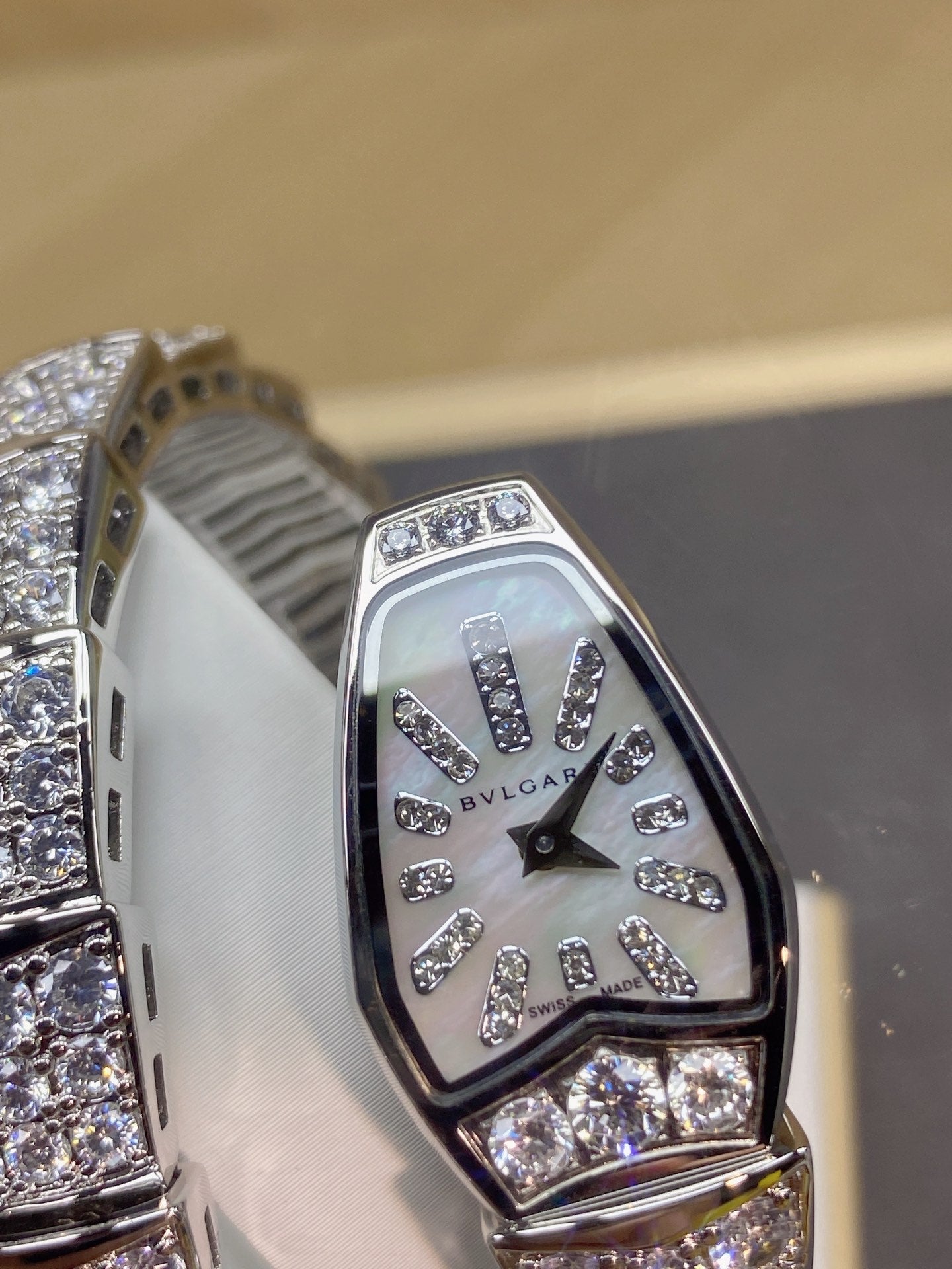 SERPENTI JEWELRY ALL WHITE GOLD WITH DIAMOND WHITE DIAL
