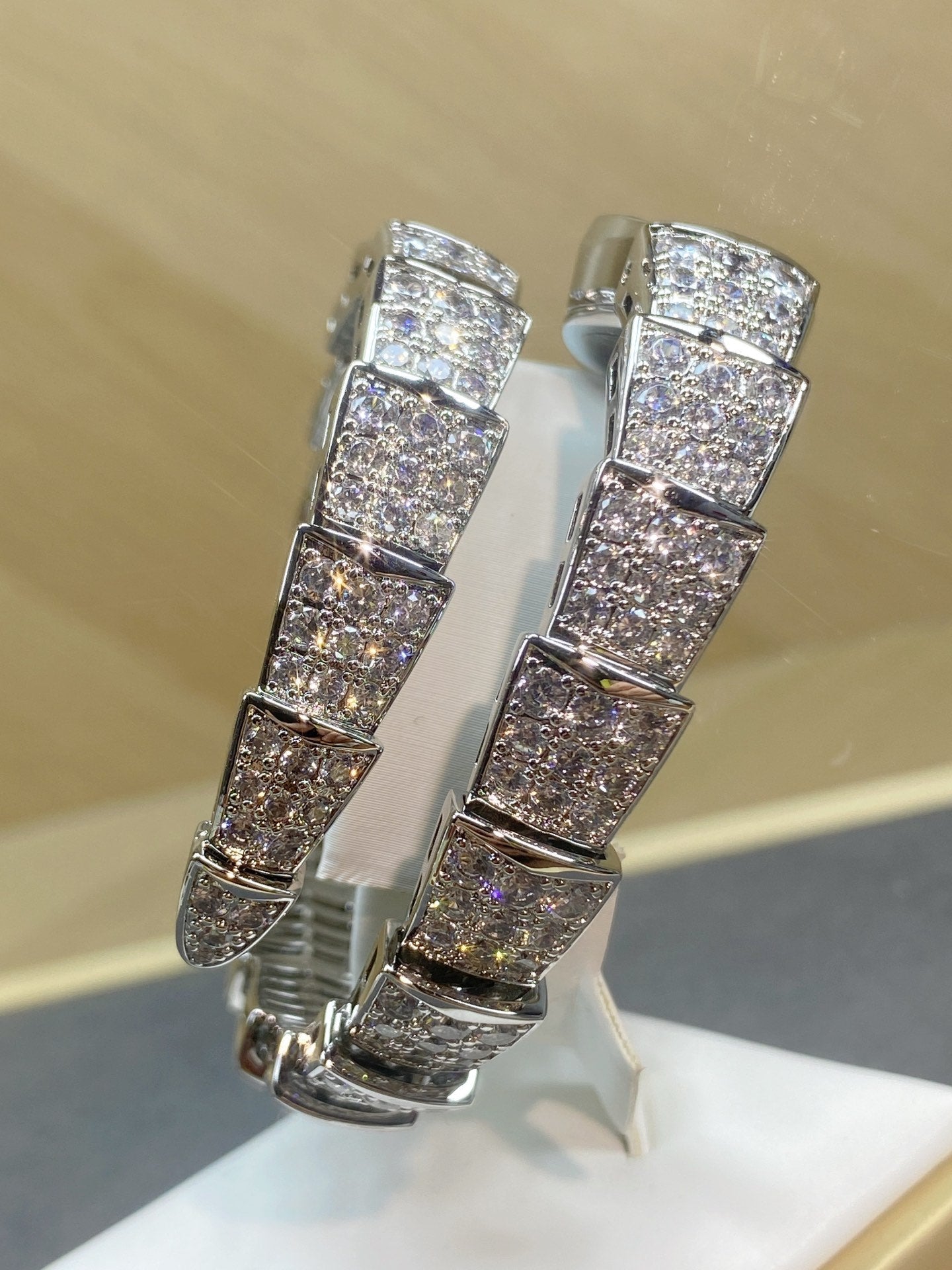 SERPENTI JEWELRY ALL WHITE GOLD WITH DIAMOND BLACK DIAL