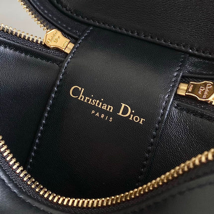 SIGNATURE VANITY 16 IN BLACK LAMBSKIN