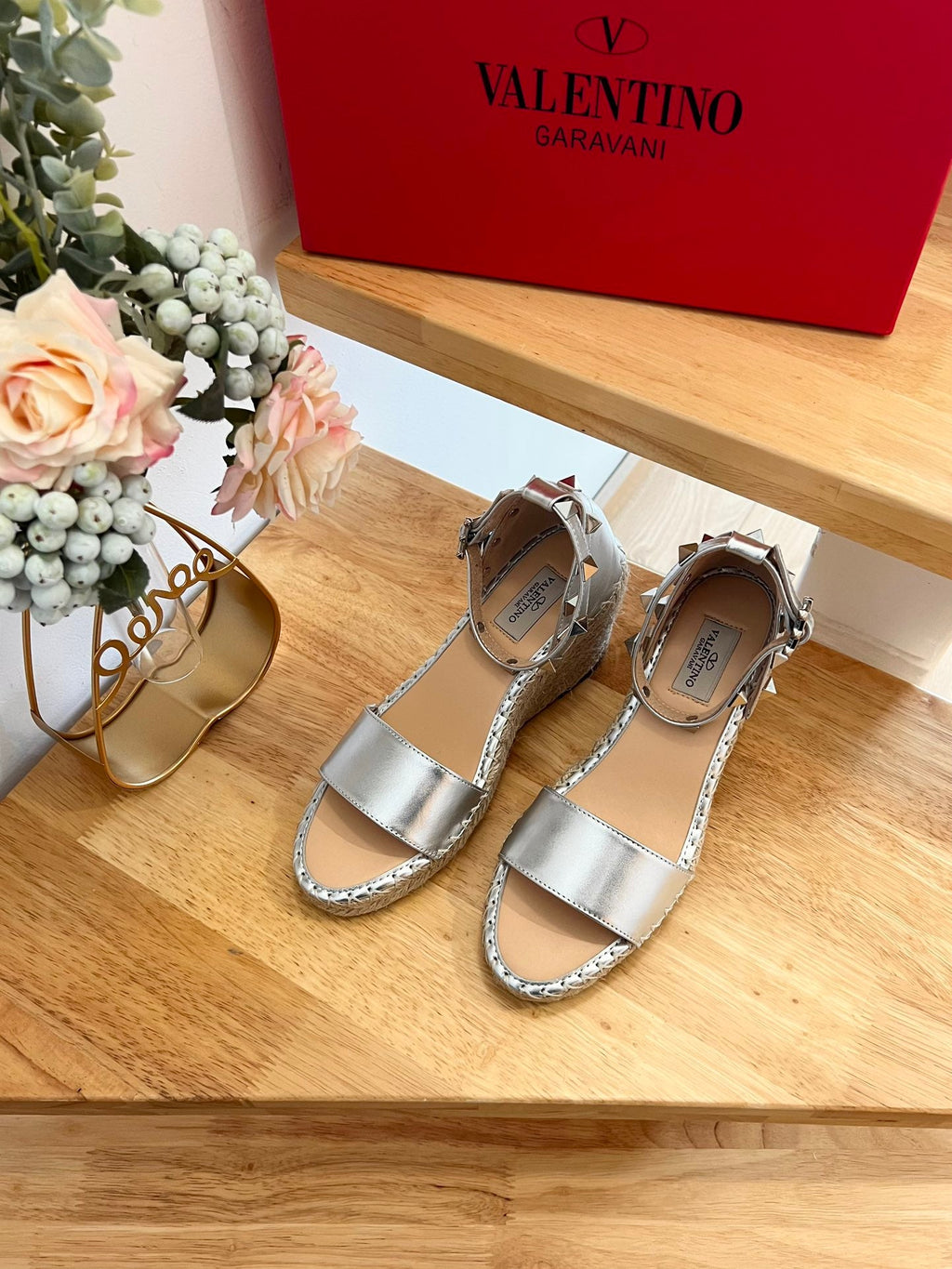 VALENTINO 26S WEDGE SANDALS IN SILVER METALLIC CALFSKIN