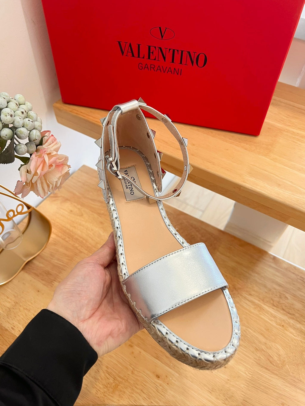 VALENTINO 26S WEDGE SANDALS IN SILVER METALLIC CALFSKIN