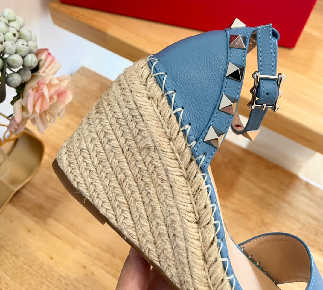 VALENTINO 26S WEDGE SANDALS IN BLUE CALFSKIN