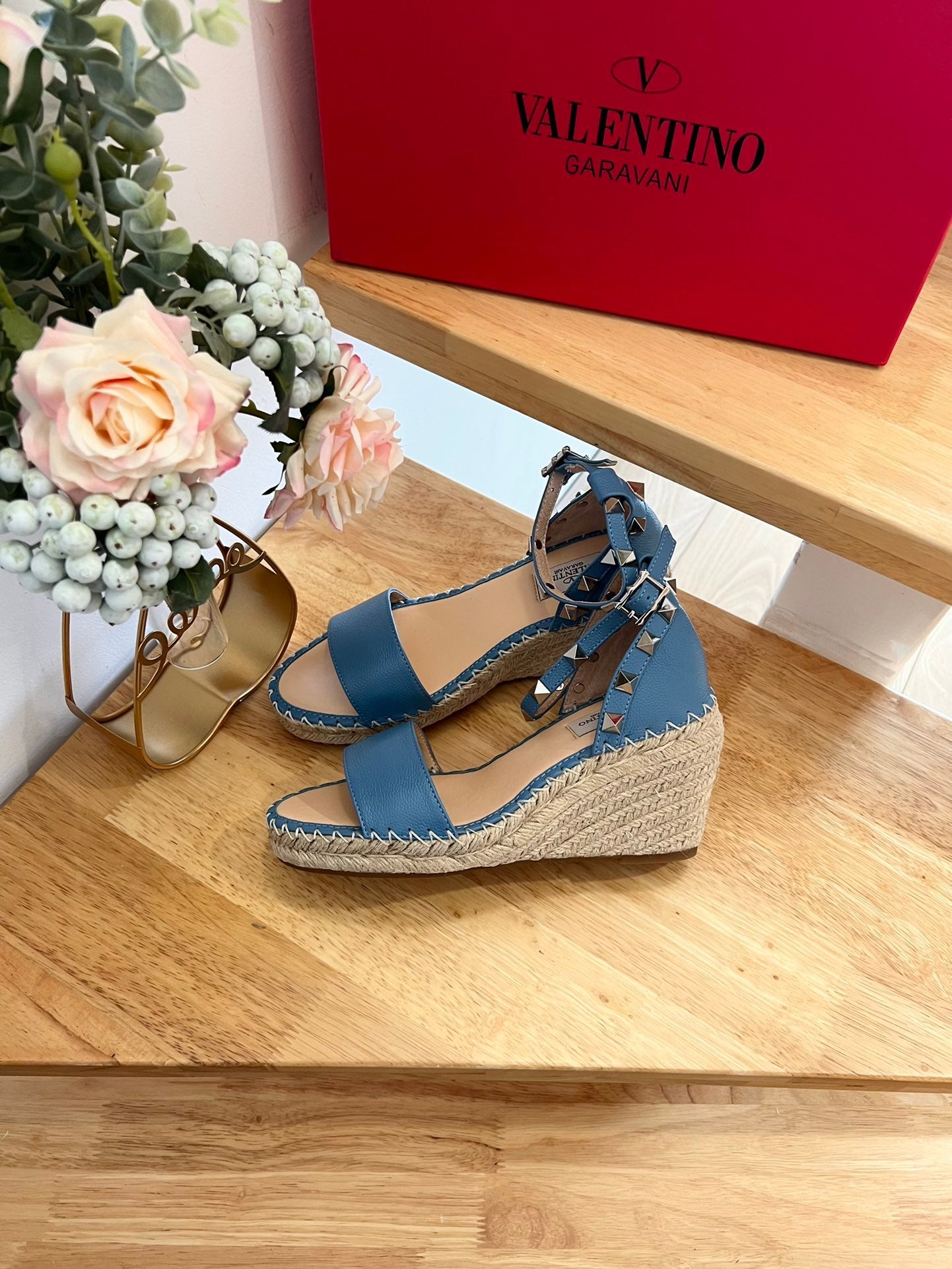 VALENTINO 26S WEDGE SANDALS IN BLUE CALFSKIN