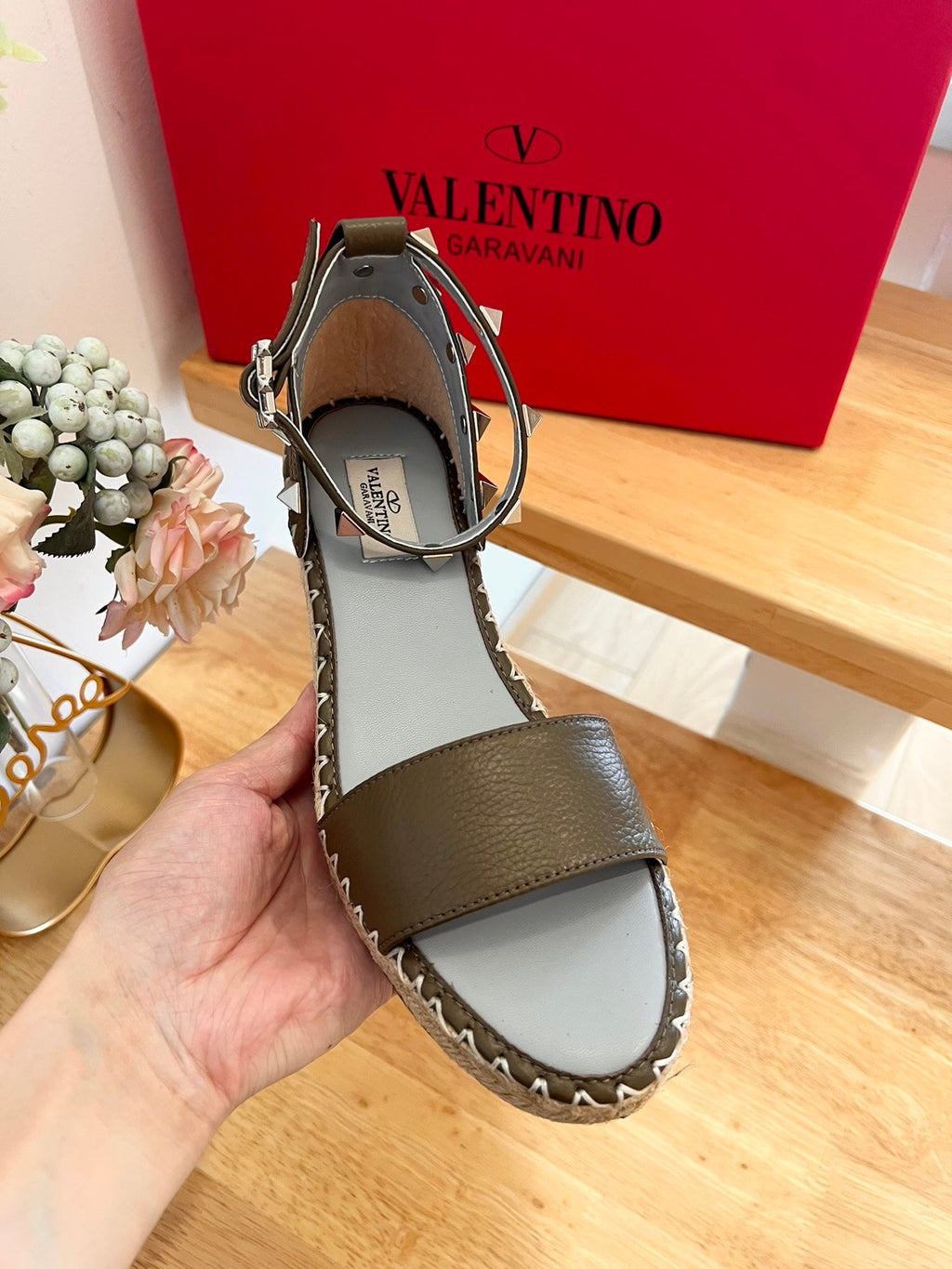 VALENTINO 26S WEDGE SANDALS IN OLIVE GREEN CALFSKIN