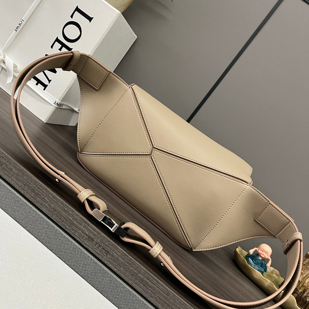LOEWE 26S PUZZLE EDGE MEDIUM BAG 24 IN BEIGE CALFSKIN