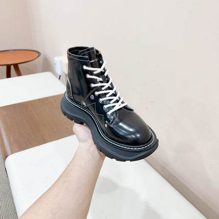 MCQUEEN LEATHER ANKLE BOOT IN BLACK MIX WHITE LAMBSKIN
