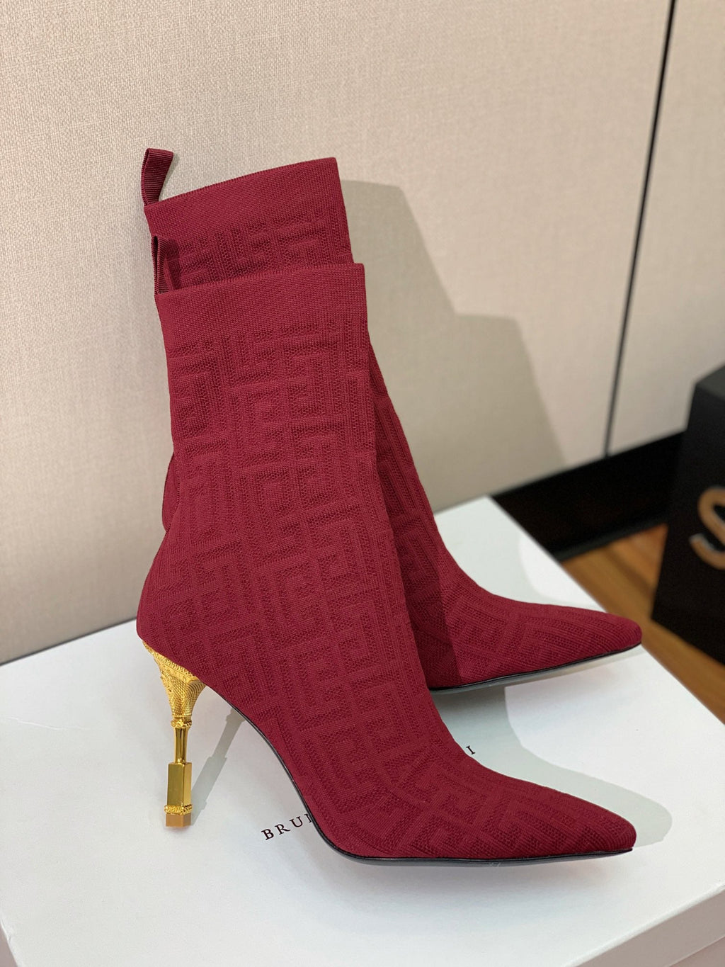 BALMAIN 26S BOOTS 95 MM IN RED FLYKNIT STYLE 8