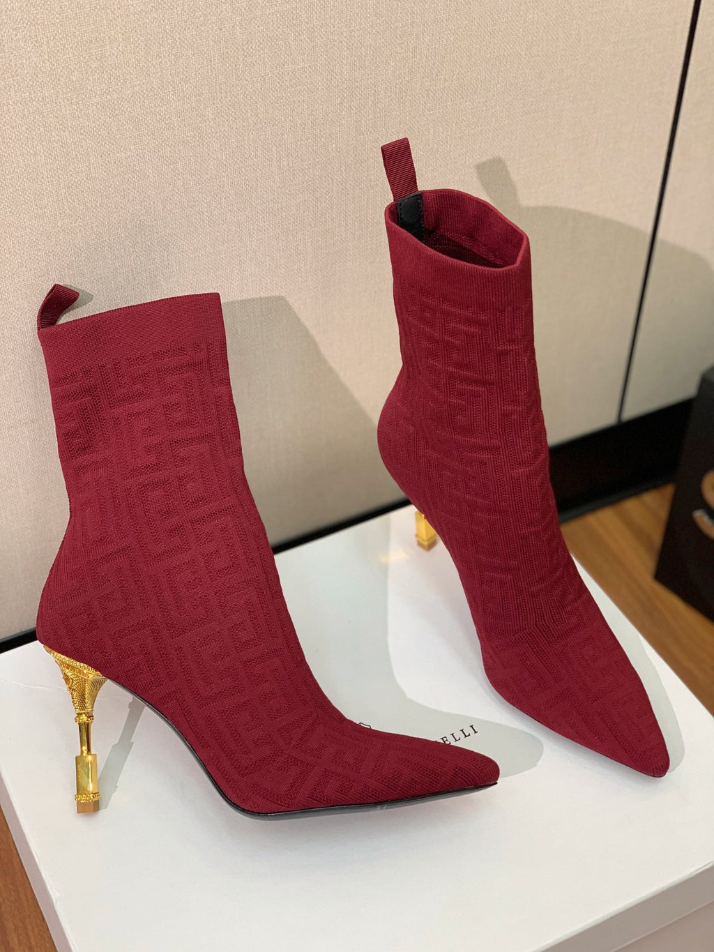 BALMAIN 26S BOOTS 95 MM IN RED FLYKNIT STYLE 8