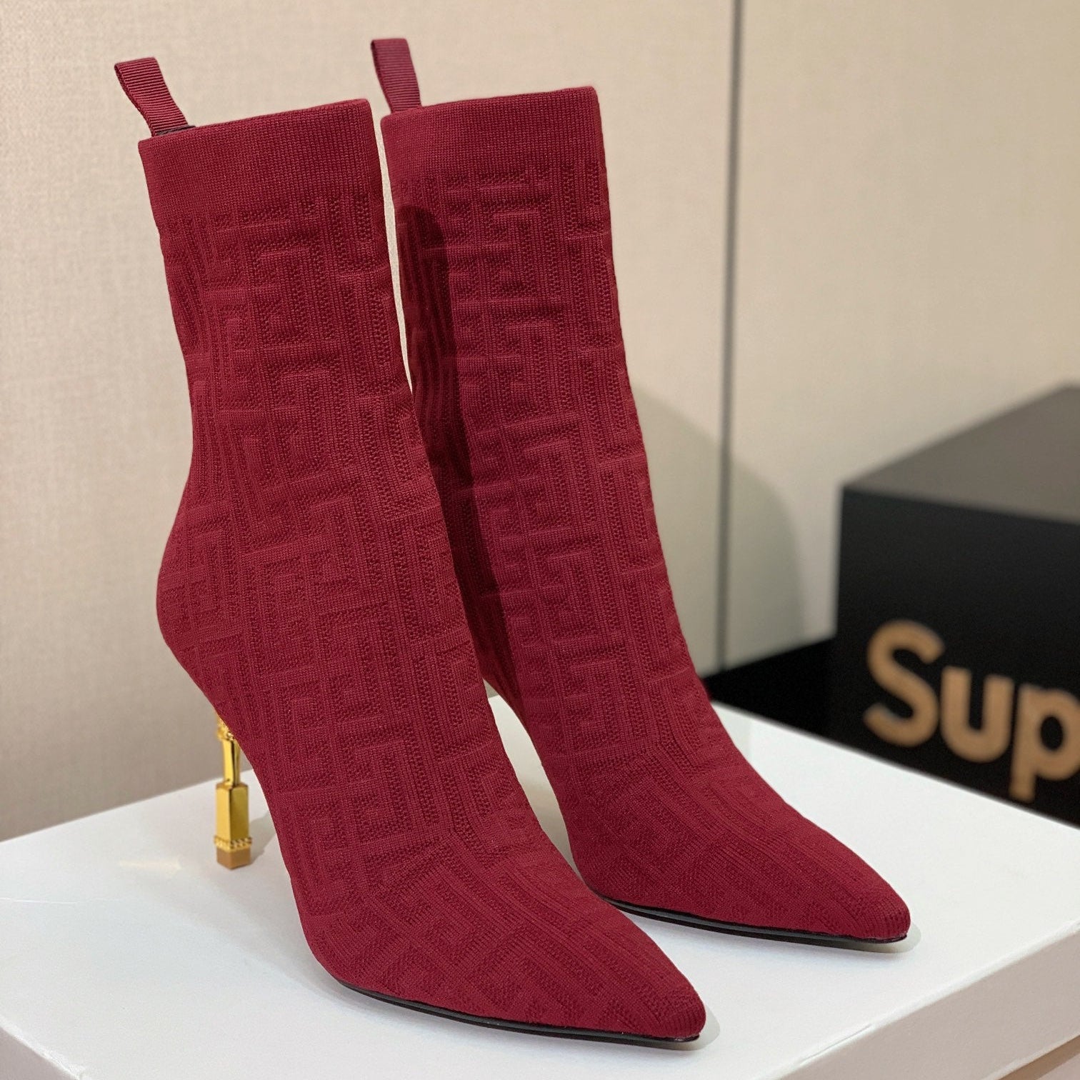 BALMAIN 26S BOOTS 95 MM IN RED FLYKNIT STYLE 8