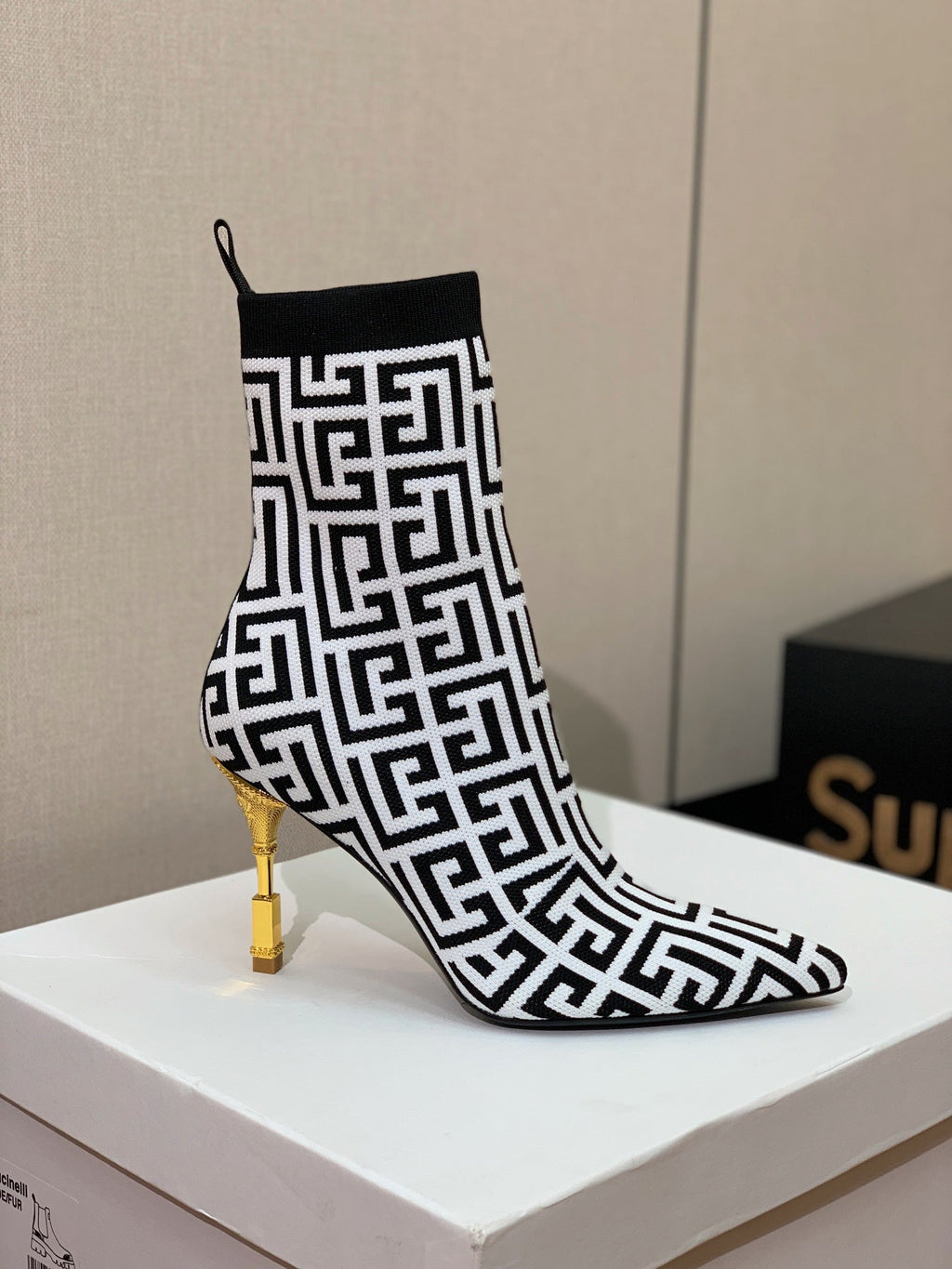 BALMAIN 26S BOOTS 95 MM IN BLACK AND WHITE FLYKNIT STYLE 6