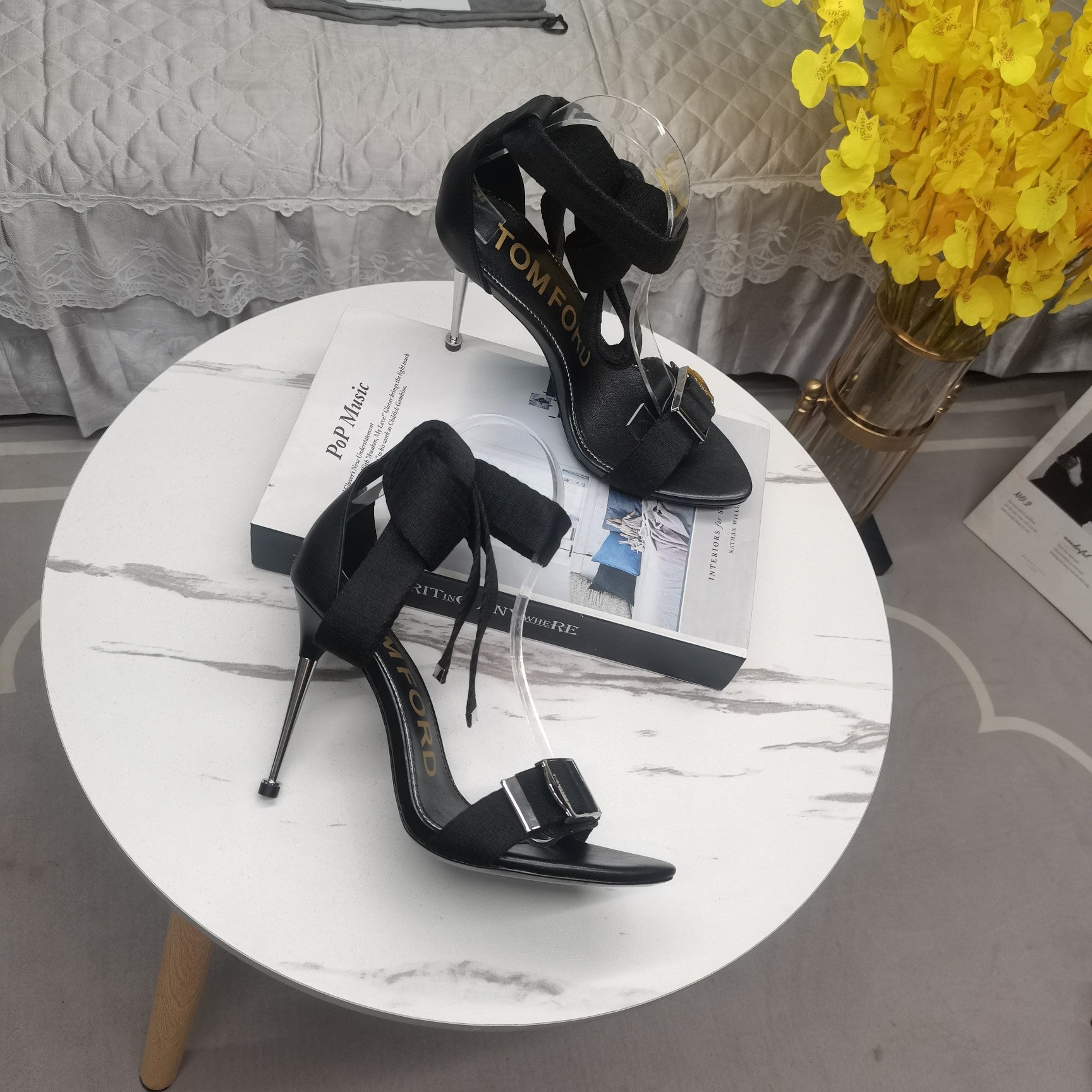 HIGH HEEL 10 CM IN BLACK FABRIC AND LAMBSKIN