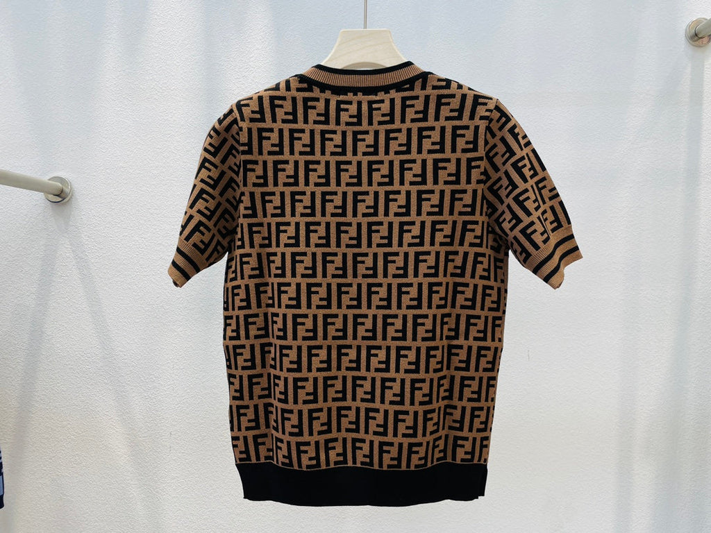 FENDI 26S SHORT SLEEVE KNIT T-SHIRT 126