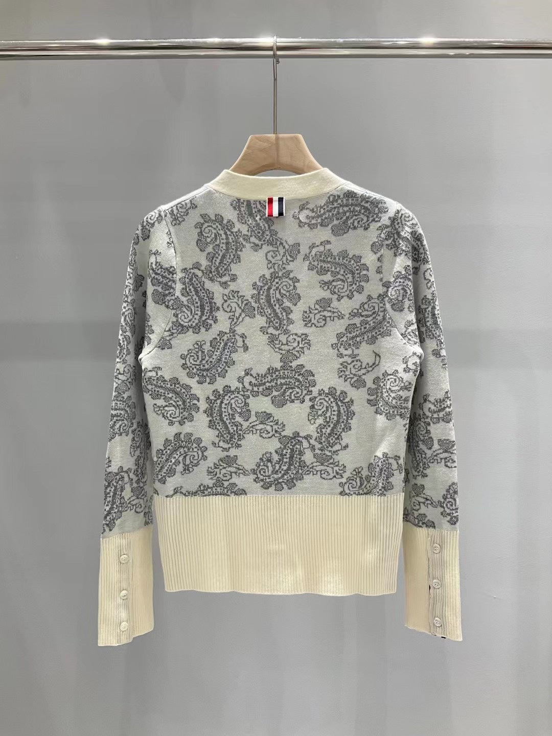 THOM 26S CARDIGAN STYLE 62