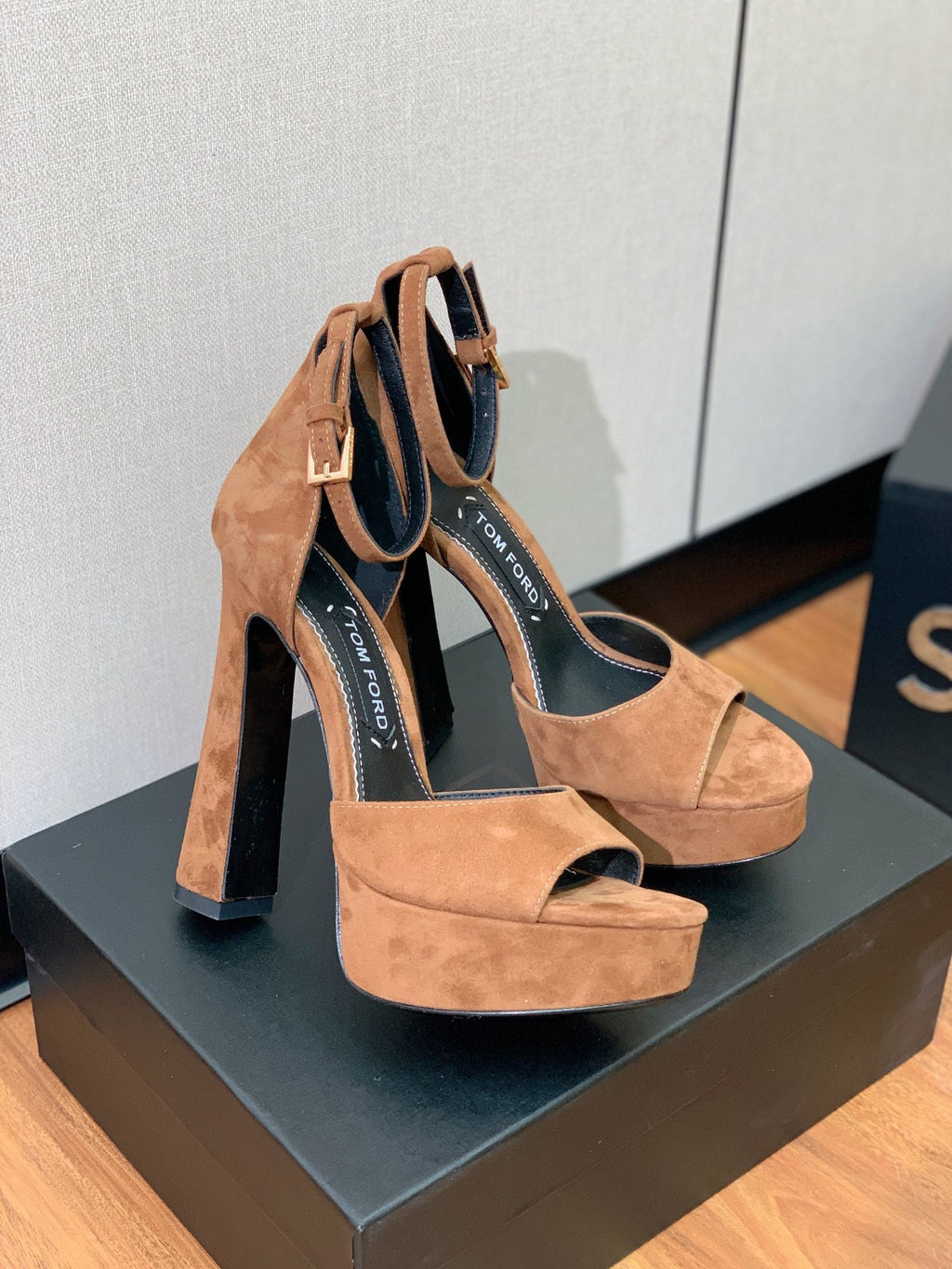 HIGH HEEL 14.5 CM SANDALS IN CIDER BROWN SUEDE