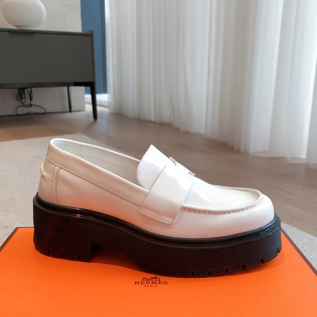 HM HITCH LOAFER WHITE CALFSKIN