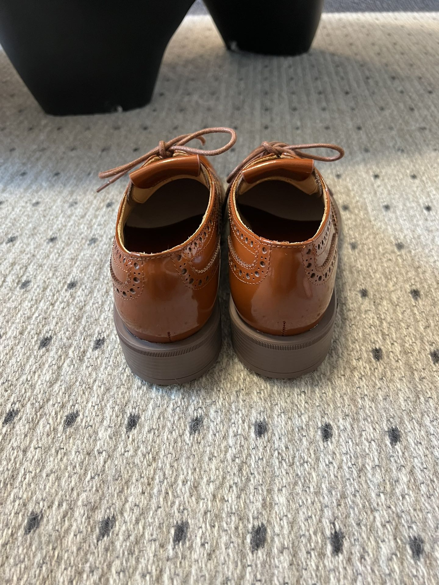 MIUMIU 26S LACE-UP BROGUE LOAFERS IN RUST ORANGE PATENT CALFSKIN