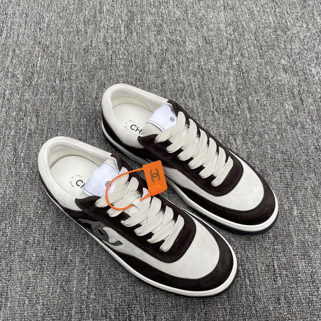 CC TRAINERS WHITE BLACK SUEDE