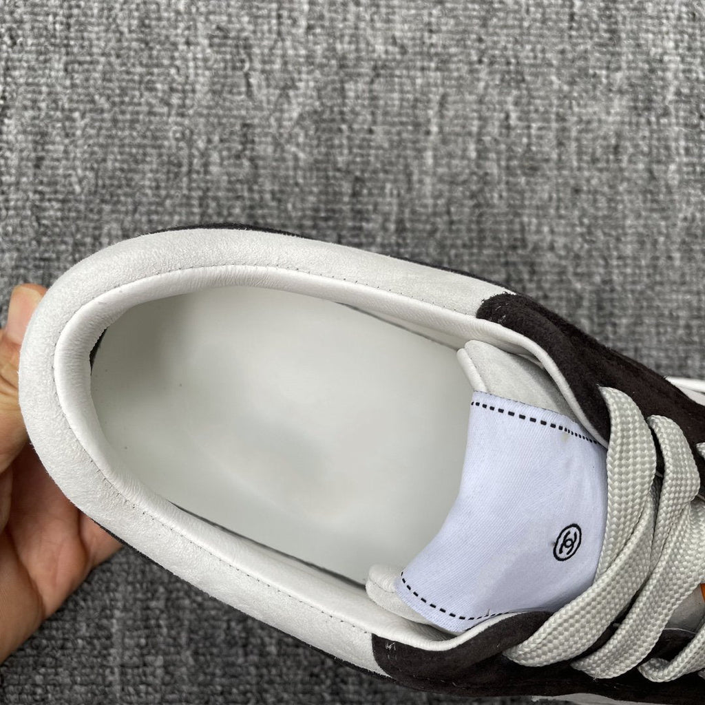 CC TRAINERS WHITE BLACK SUEDE