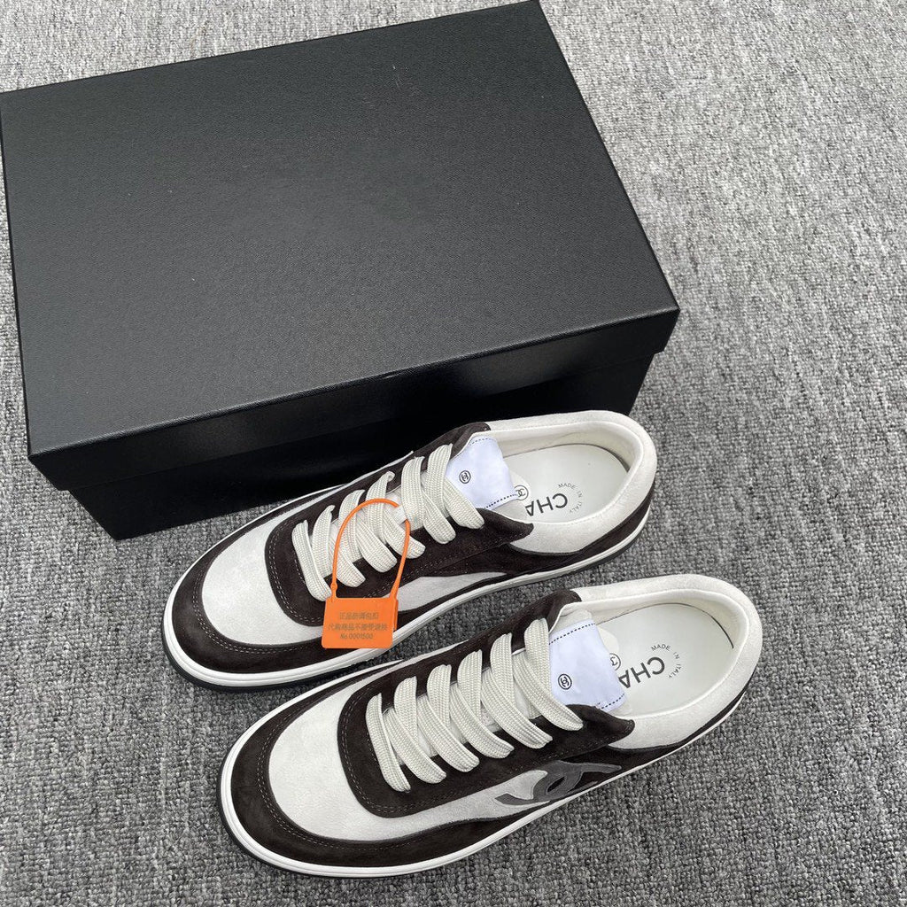 CC TRAINERS WHITE BLACK SUEDE