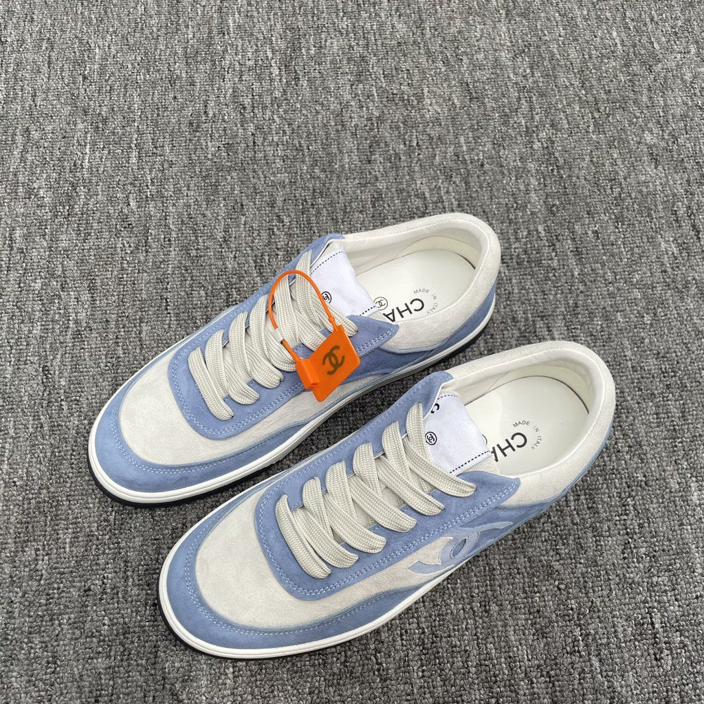 CC TRAINERS WHITE BLUE SUEDE