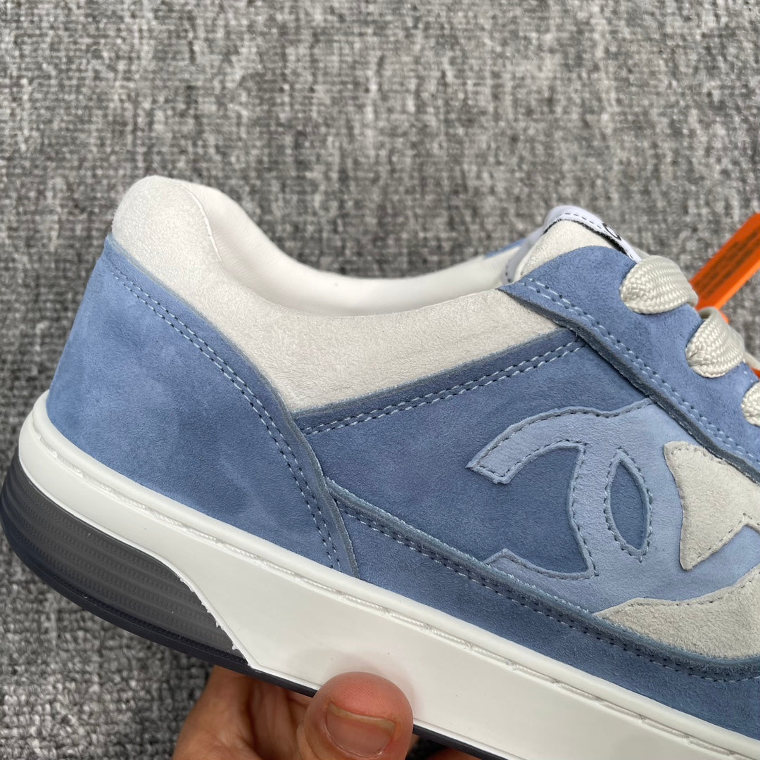 CC TRAINERS WHITE BLUE SUEDE
