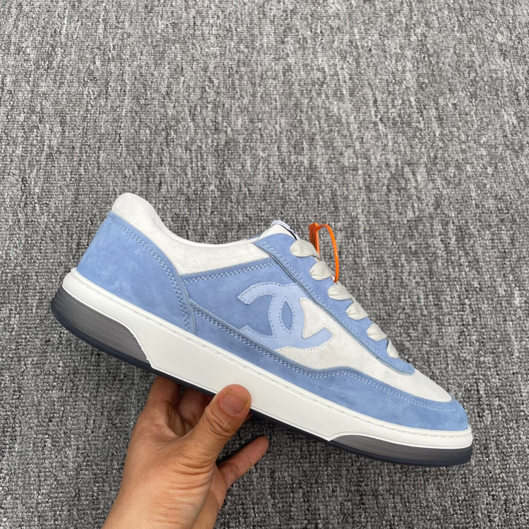 CC TRAINERS WHITE BLUE SUEDE