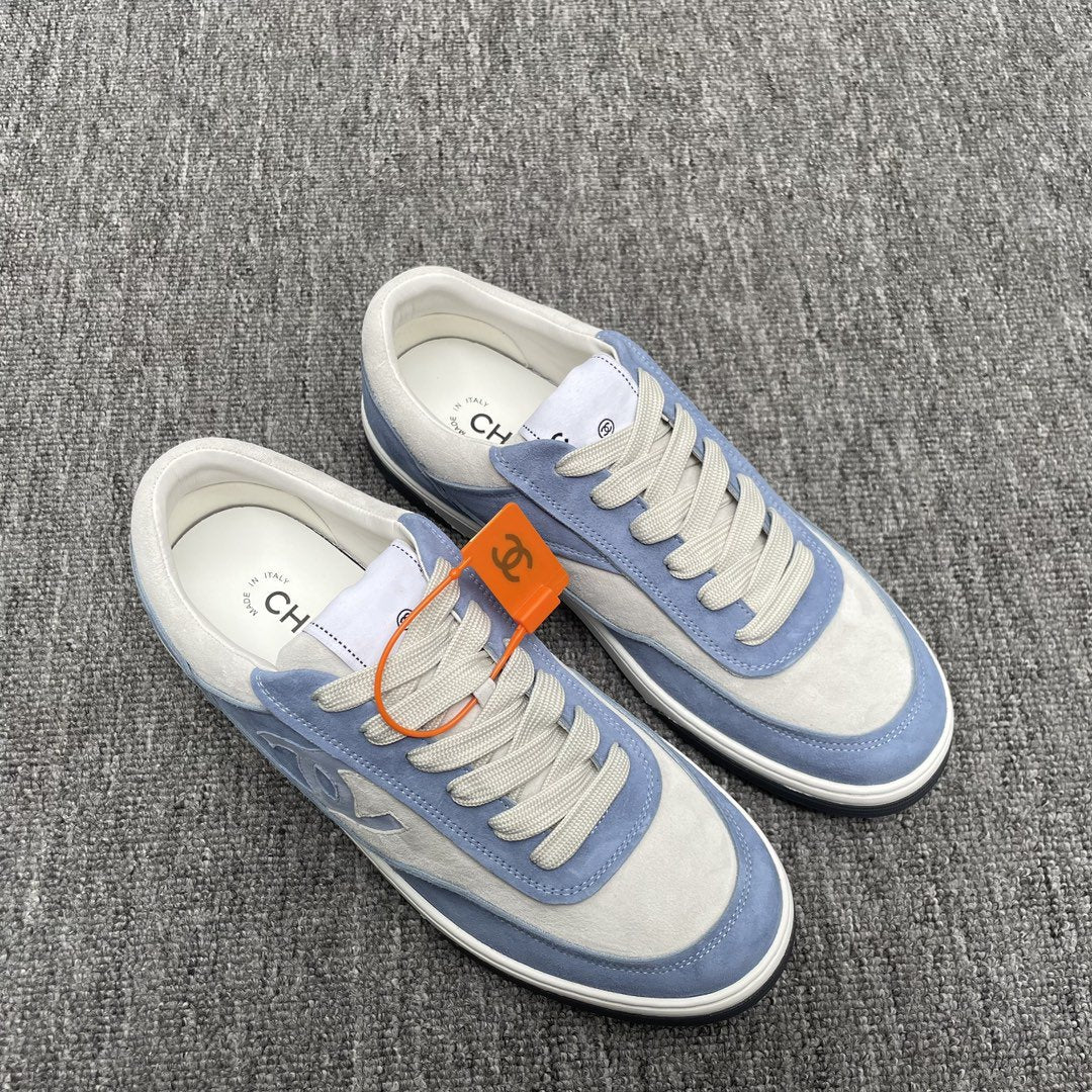 CC TRAINERS WHITE BLUE SUEDE