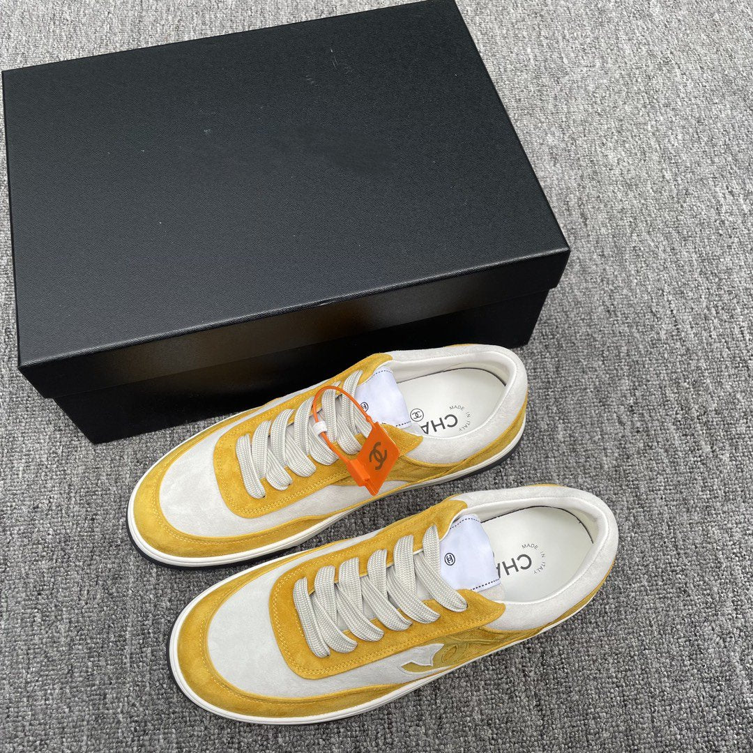 CC TRAINERS WHITE YELLOW SUEDE