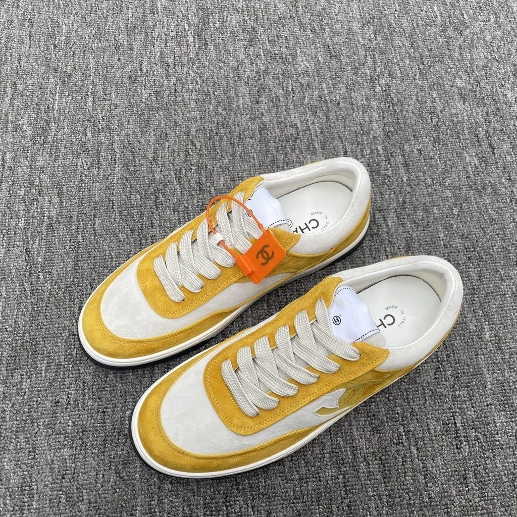 CC TRAINERS WHITE YELLOW SUEDE