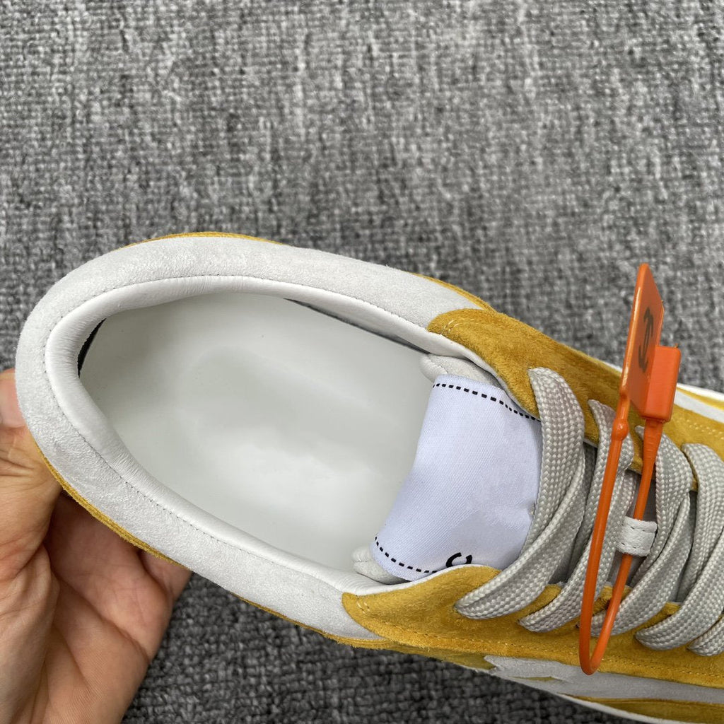 CC TRAINERS WHITE YELLOW SUEDE