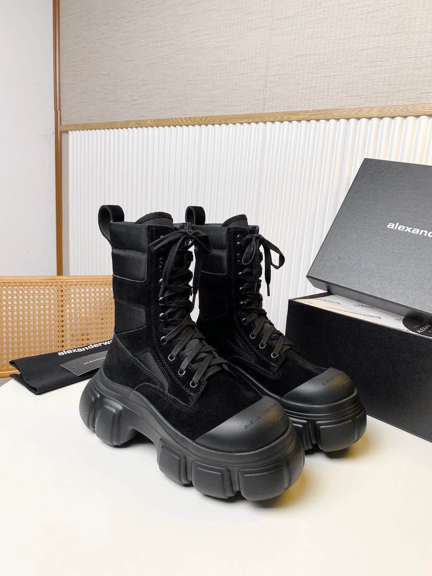 STORM COMBINATION 8 CM BOOTS IN BLACK SUEDE AND SHEEPSKIN