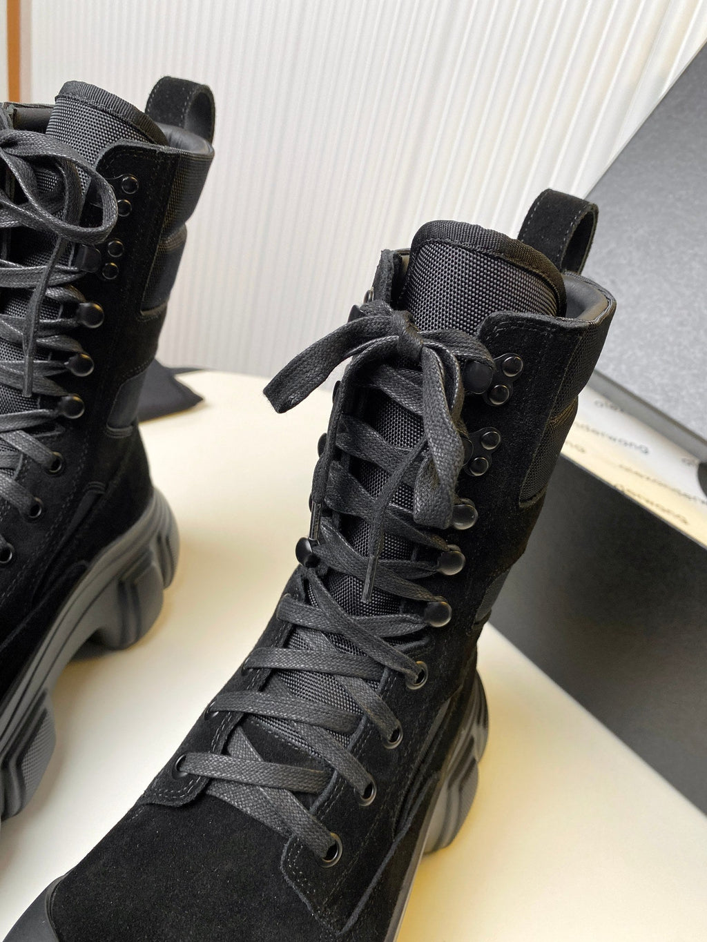 STORM COMBINATION 8 CM BOOTS IN BLACK SUEDE AND SHEEPSKIN