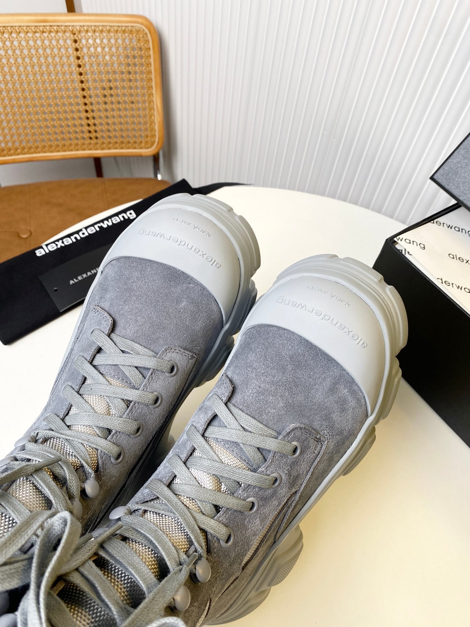STORM COMBINATION 8 CM BOOTS IN COOL GRAY SUEDE AND SHEEPSKIN