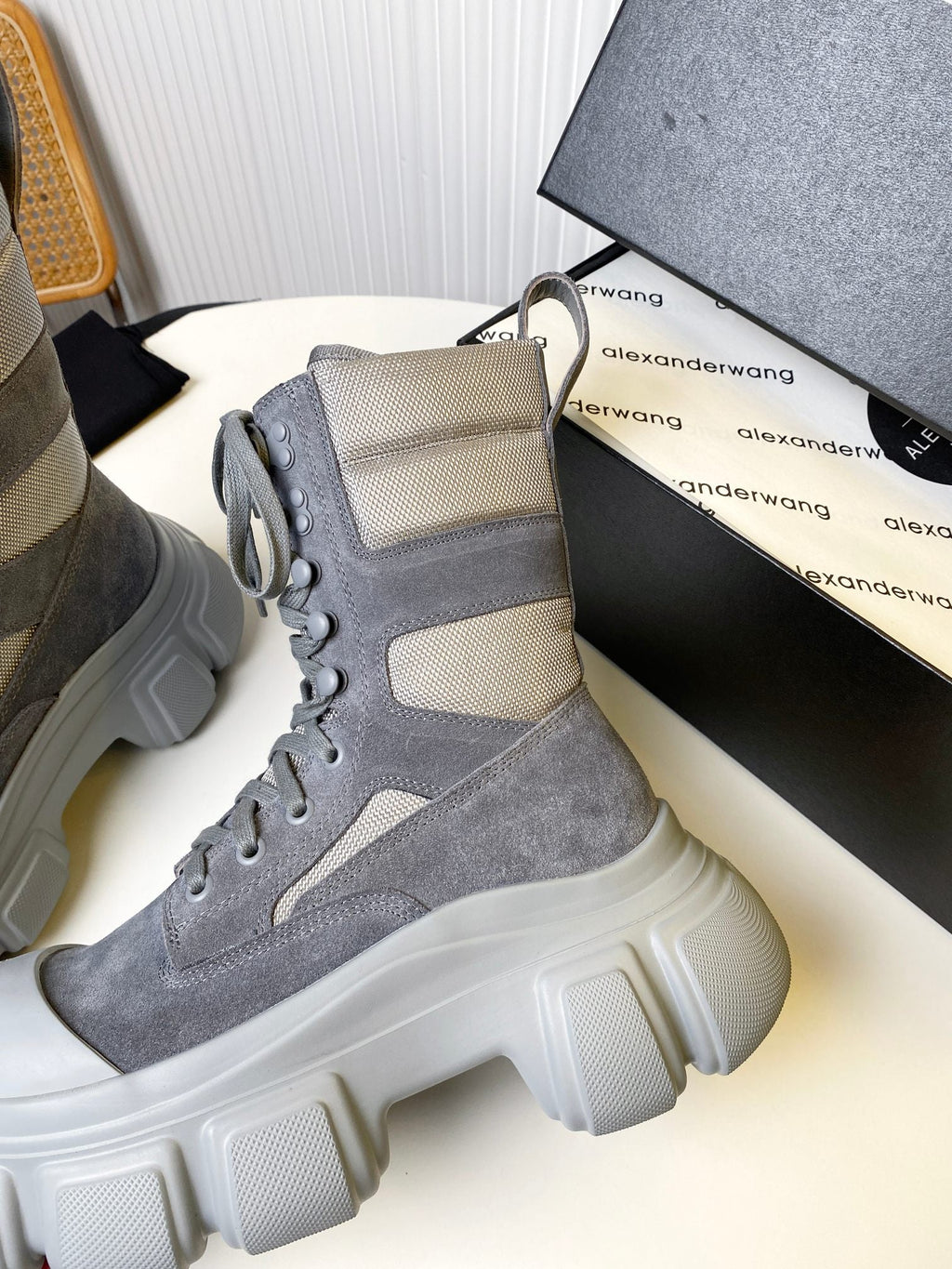 STORM COMBINATION 8 CM BOOTS IN COOL GRAY SUEDE AND SHEEPSKIN