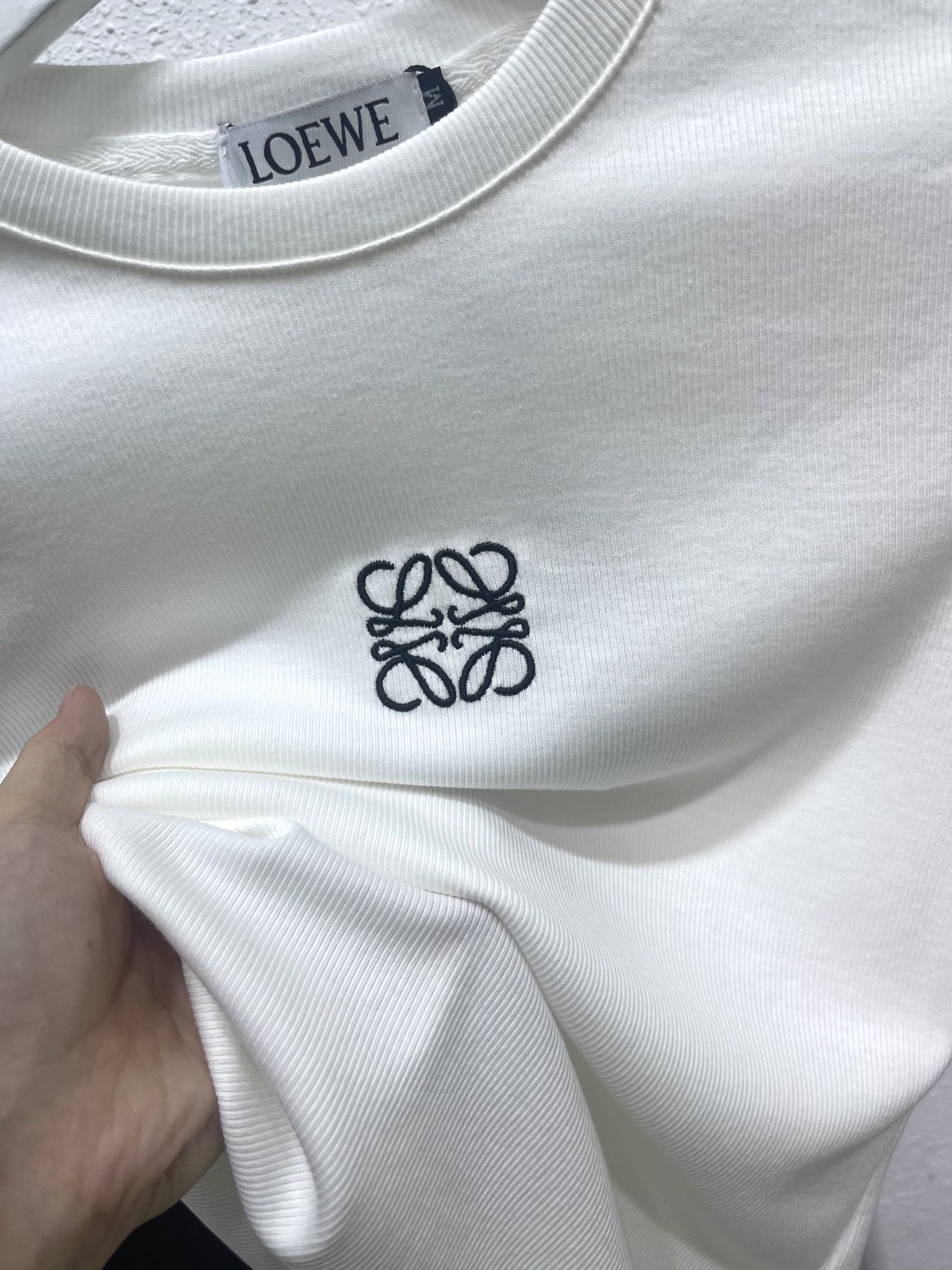 LOEWE LONG-SLEEVE T-SHIRT STYLE 104
