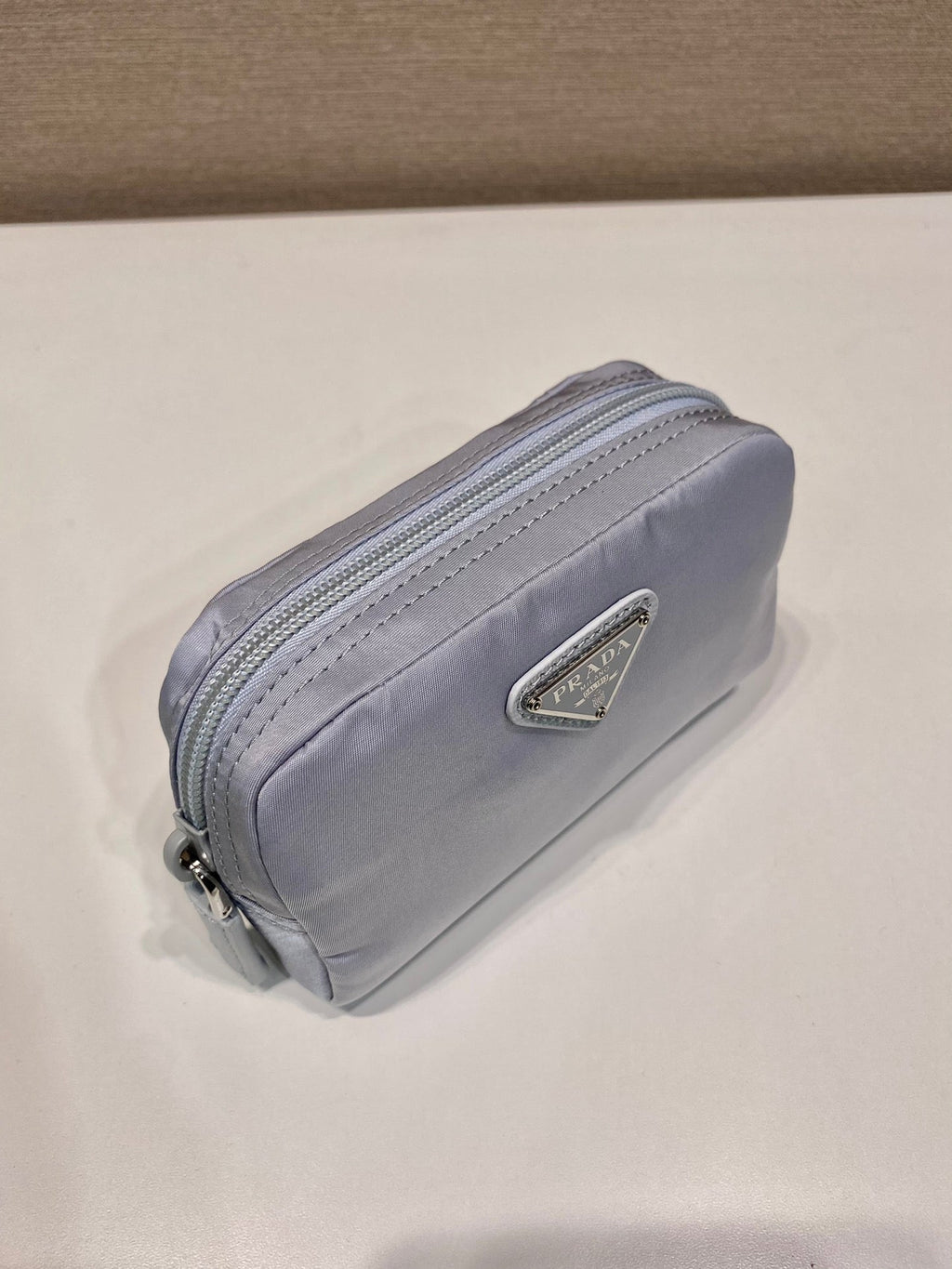 PRADA 26S HANDBAG 12 IN LIGHT GRAY NYLON