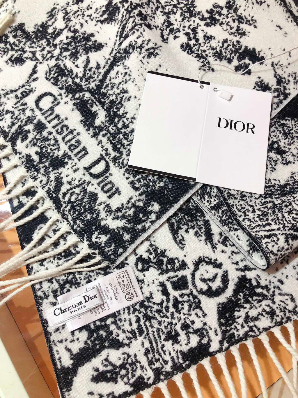 DIOR 26S SCARF 200CM IN CASHMERE 123457