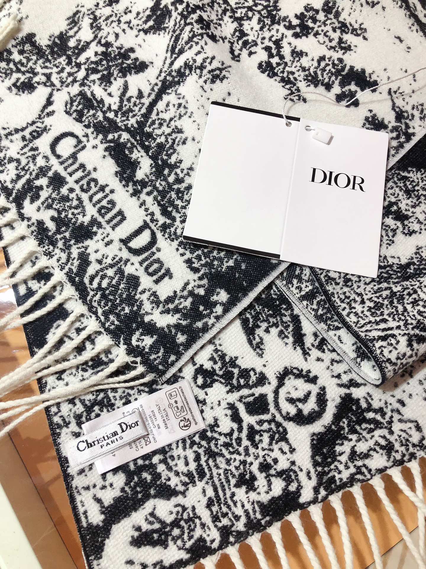 DIOR 26S SCARF 200CM IN CASHMERE 123457