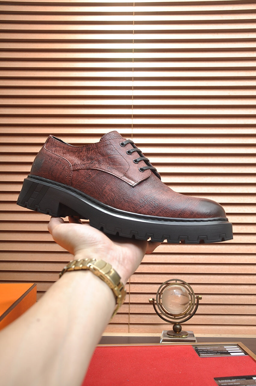 HM DANIEL TRAMPING SHOE CHESTNUT WRINKLE CALFSKIN