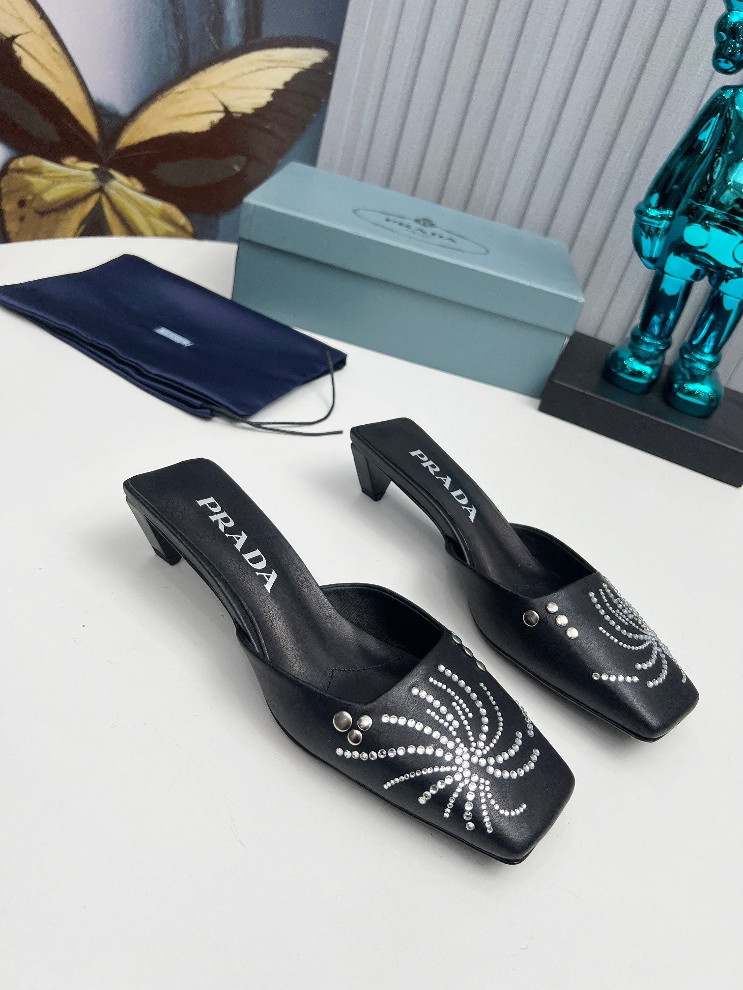 PRADA 26S MULE 40MM IN BLACK CALFSKIN CRYSTAL EMBELLISHED