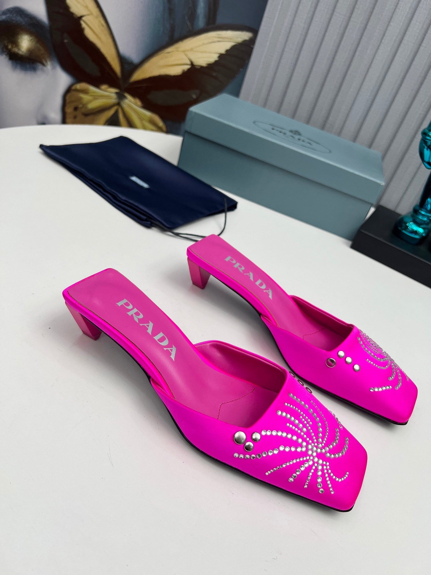 PRADA 26S MULE 40MM IN FUCHSIA PINK SATIN CRYSTAL EMBELLISHED