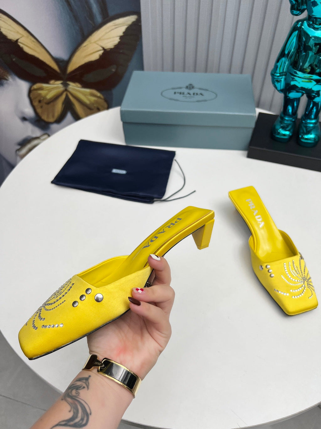 PRADA 26S MULE 40MM IN YELLOW SATIN CRYSTAL EMBELLISHED