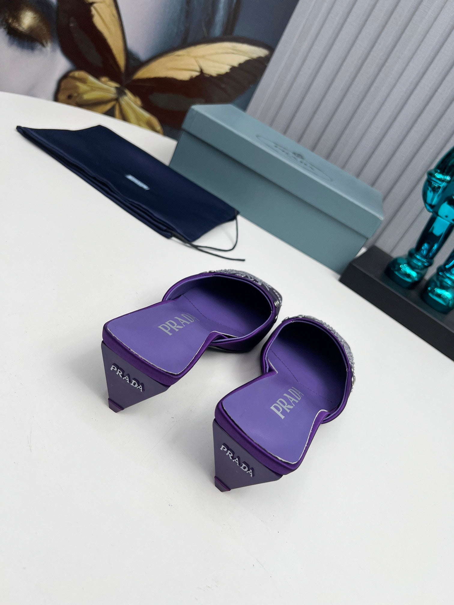 PRADA 26S MULE 40MM IN PURPLE SATIN CRYSTAL EMBELLISHED
