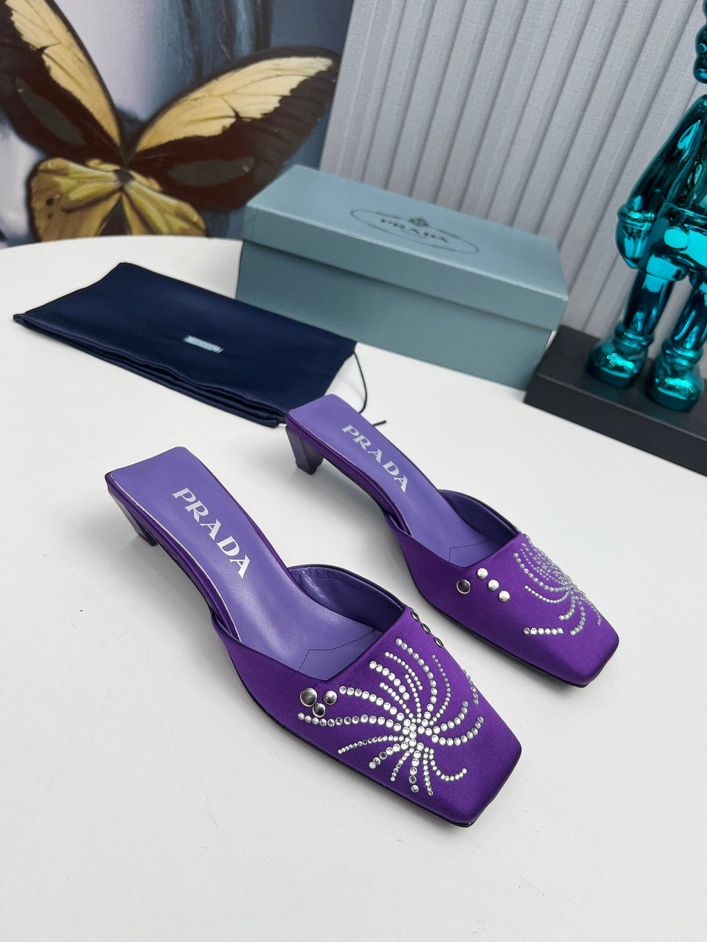 PRADA 26S MULE 40MM IN PURPLE SATIN CRYSTAL EMBELLISHED