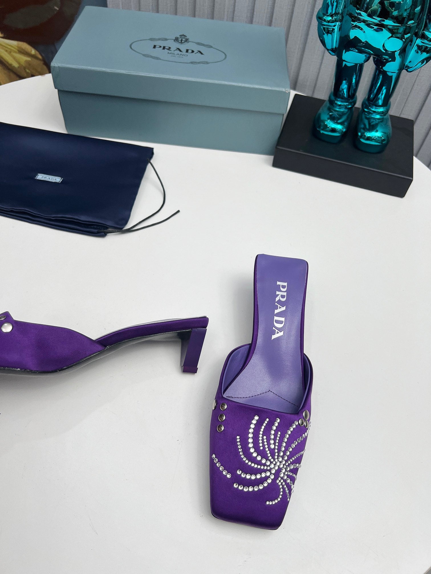 PRADA 26S MULE 40MM IN PURPLE SATIN CRYSTAL EMBELLISHED
