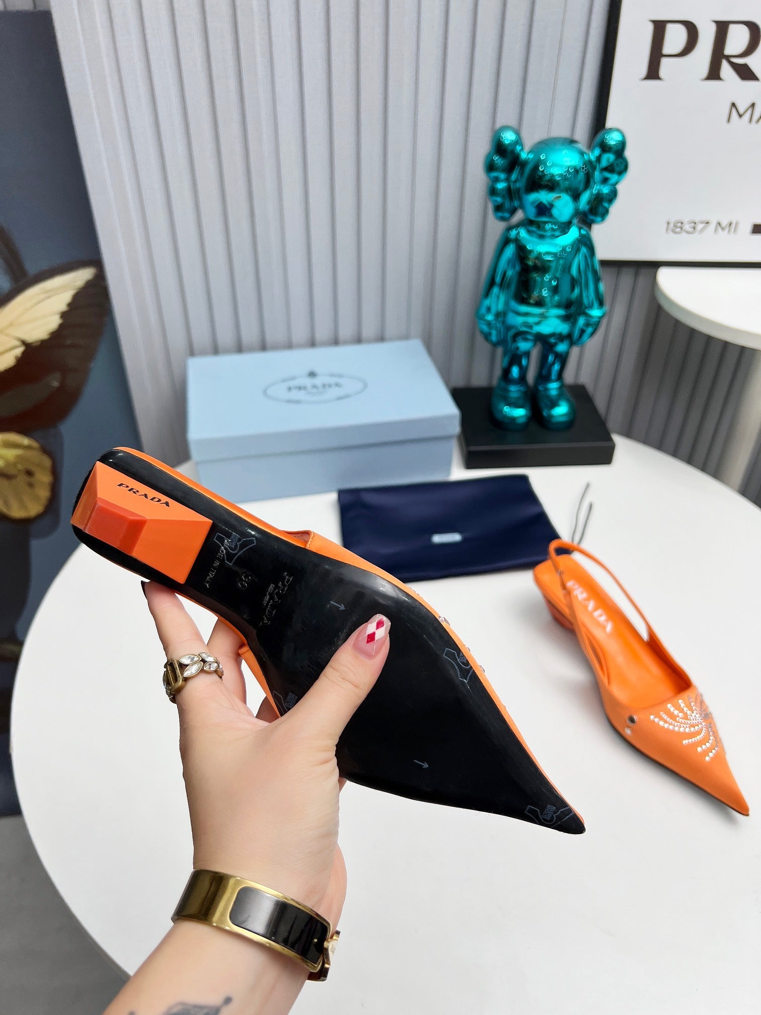 PRADA 26S POINTED TOE SLINGBACK 40MM IN ORANGE SATIN CRYSTAL EMBELLISHED