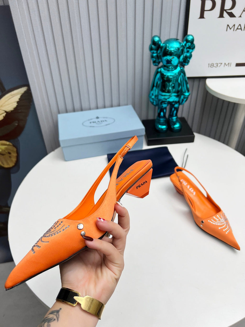 PRADA 26S POINTED TOE SLINGBACK 40MM IN ORANGE SATIN CRYSTAL EMBELLISHED
