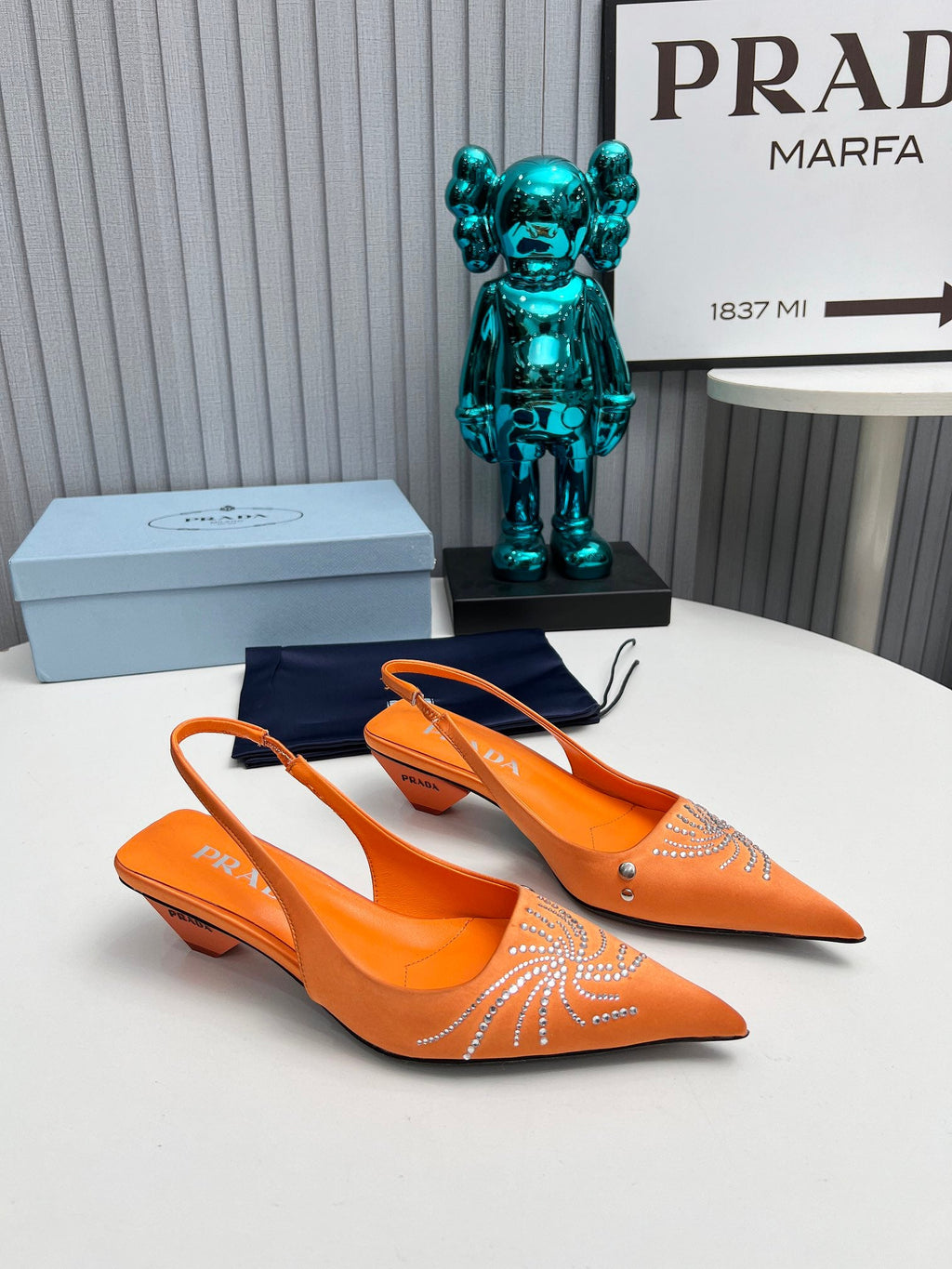 PRADA 26S POINTED TOE SLINGBACK 40MM IN ORANGE SATIN CRYSTAL EMBELLISHED