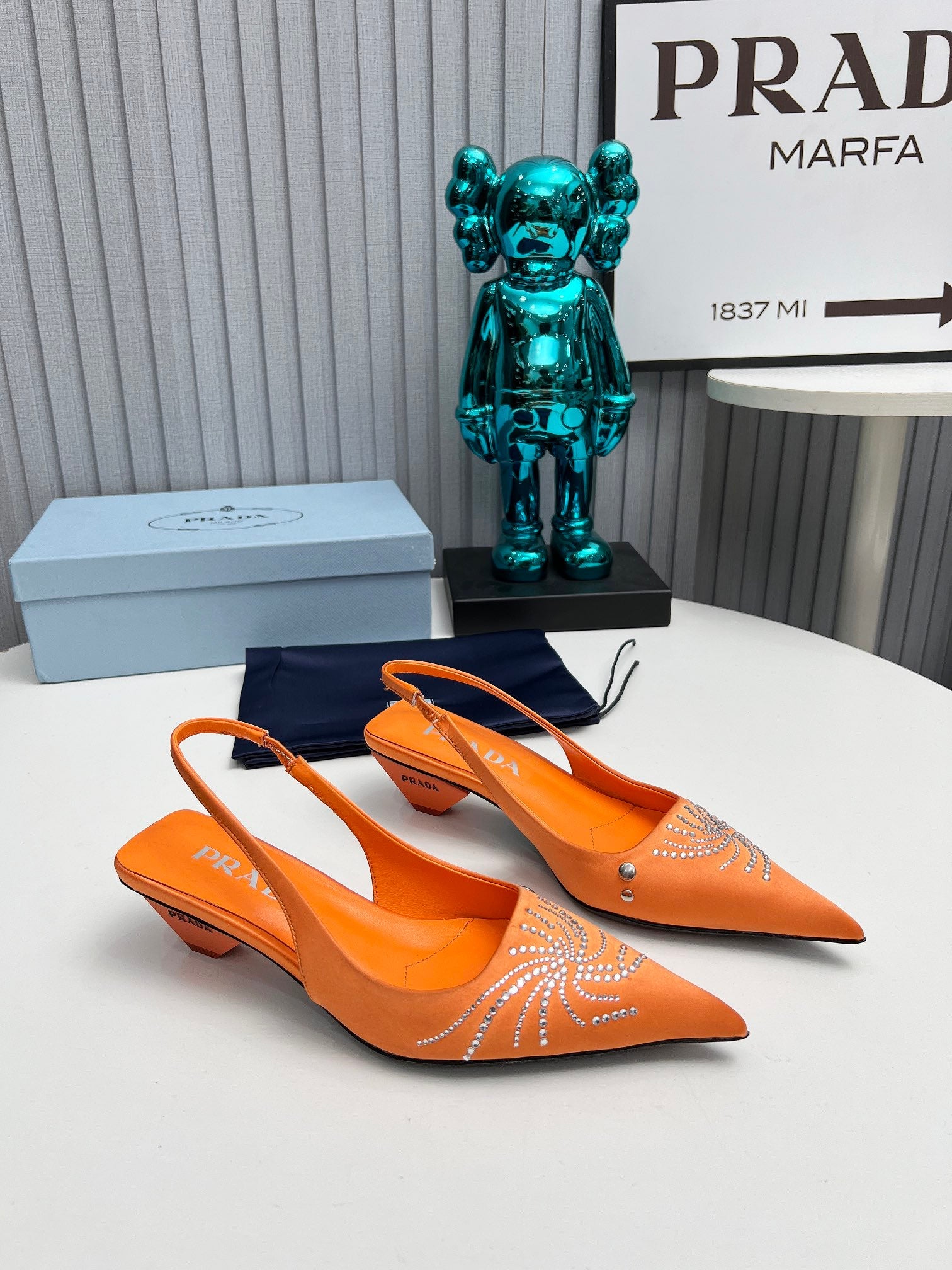 PRADA 26S POINTED TOE SLINGBACK 40MM IN ORANGE SATIN CRYSTAL EMBELLISHED